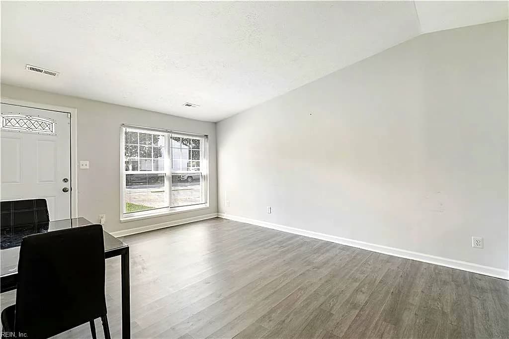 1319 Caldwell DR, HAMPTON VA 23666 - Photo 5