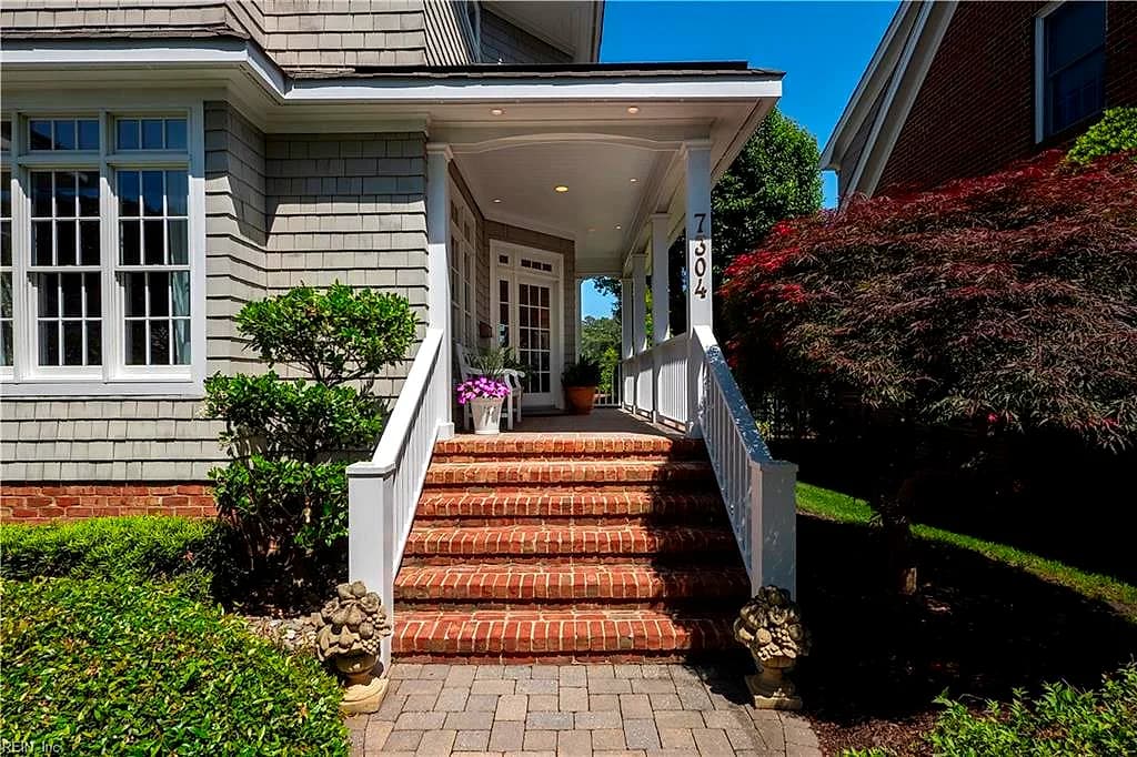 7304 Shirland AVE, NORFOLK VA 23505 - Photo 3