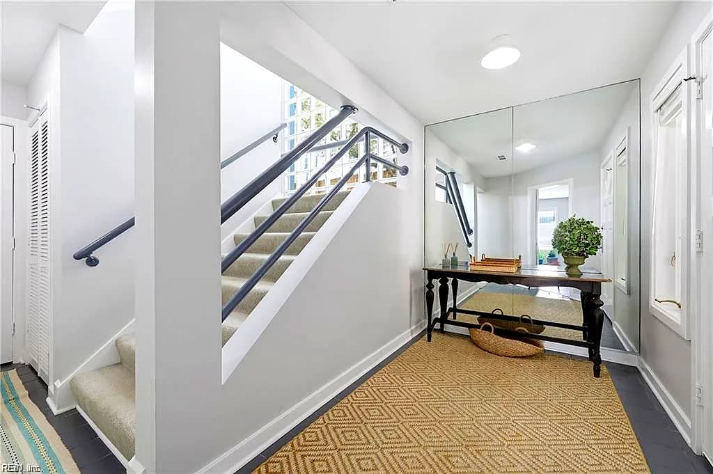 109 71st ST #A, VIRGINIA BEACH VA 23451 - Photo 5