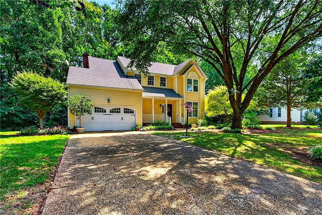 305 Clipper Creek LN, SMITHFIELD VA 23430 - Main photo