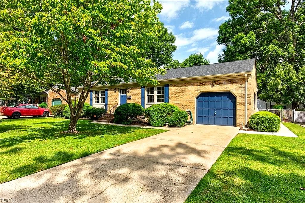 607 Beacon CT, NEWPORT NEWS VA 23601 - Photo 3