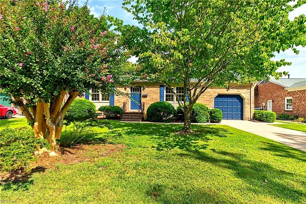 607 Beacon CT, NEWPORT NEWS VA 23601 - Photo 4