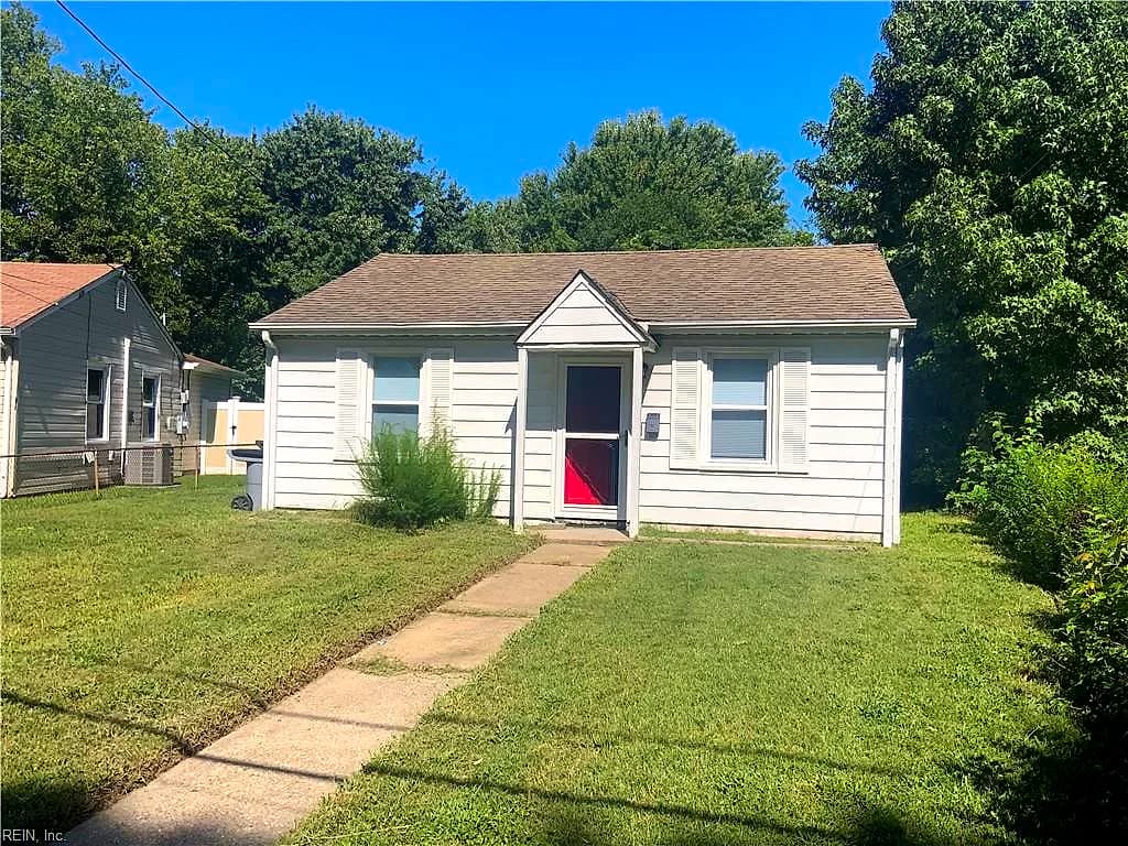 35 Phelps CIR, HAMPTON VA 23663 - Photo 3
