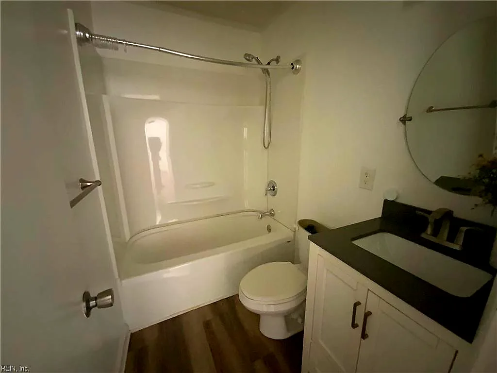35 Phelps CIR, HAMPTON VA 23663 - Photo 5