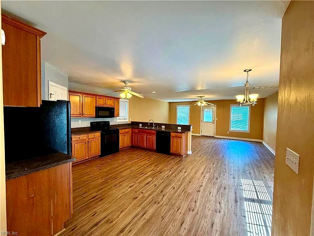 1705 Hoover AVE, CHESAPEAKE VA 23324 - Photo 5