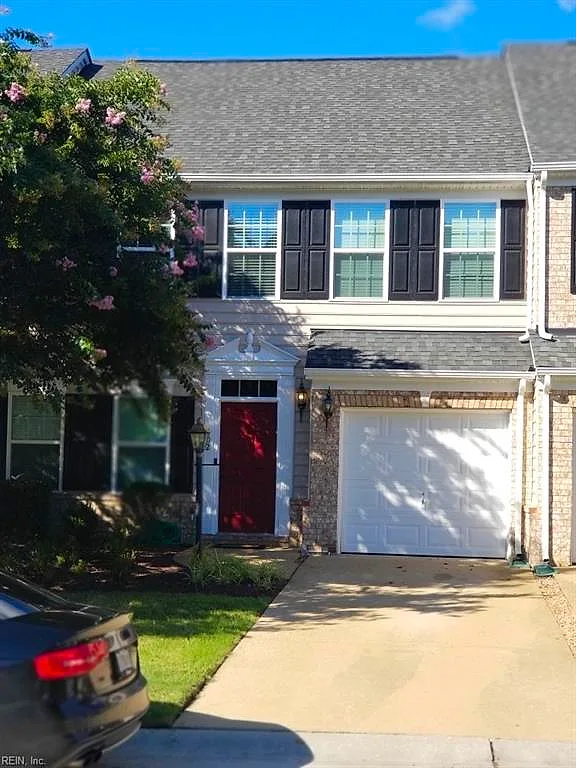 102 Kelly ST, YORKTOWN VA 23690