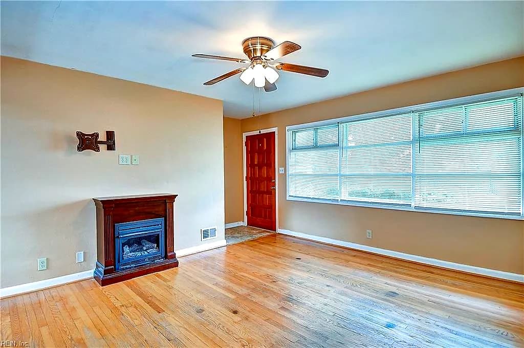 2905 Pinewood DR, VIRGINIA BEACH VA 23452 - Photo 3