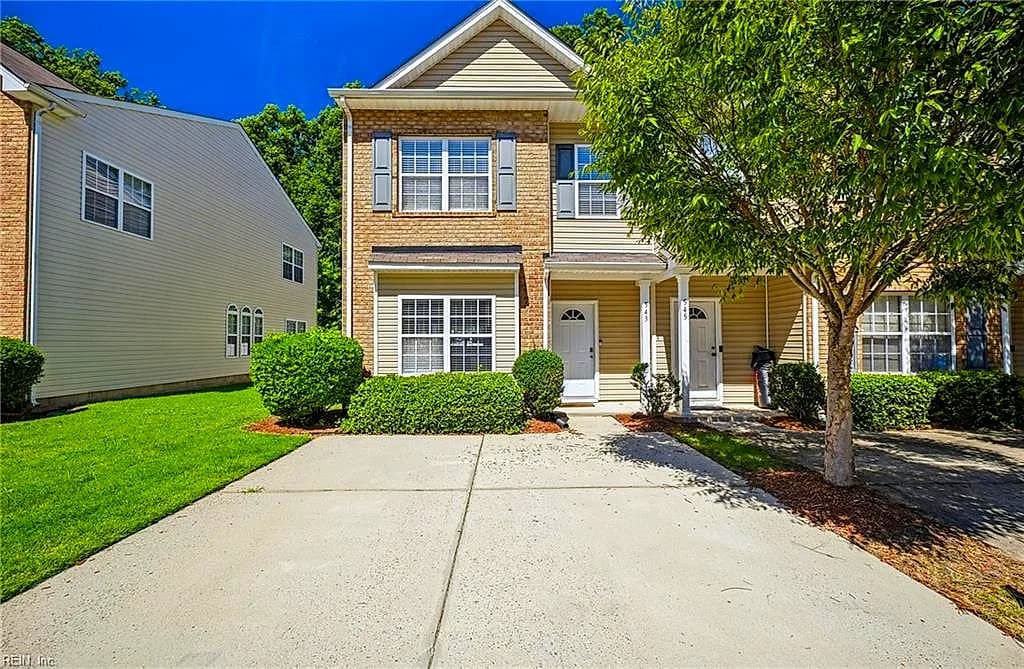 543 Settlement LN, NEWPORT NEWS VA 23608 - Photo 2