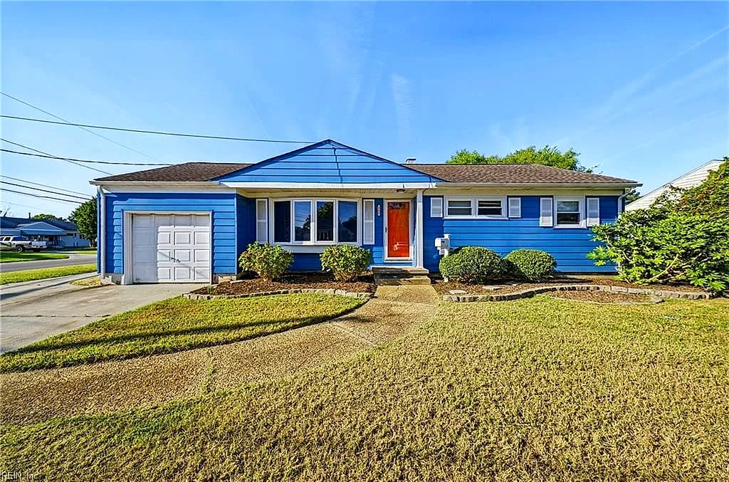 2225 Helsley AVE, Norfolk — 3 bed Residential, 1,039 sqft