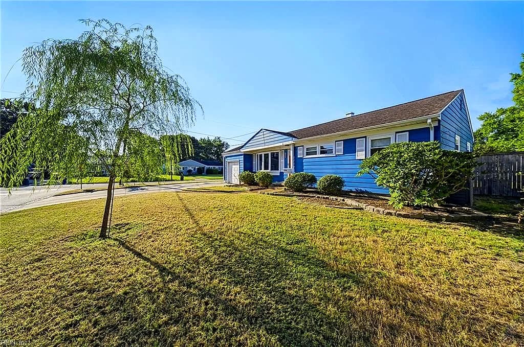2225 Helsley AVE, NORFOLK VA 23518 - Photo 4