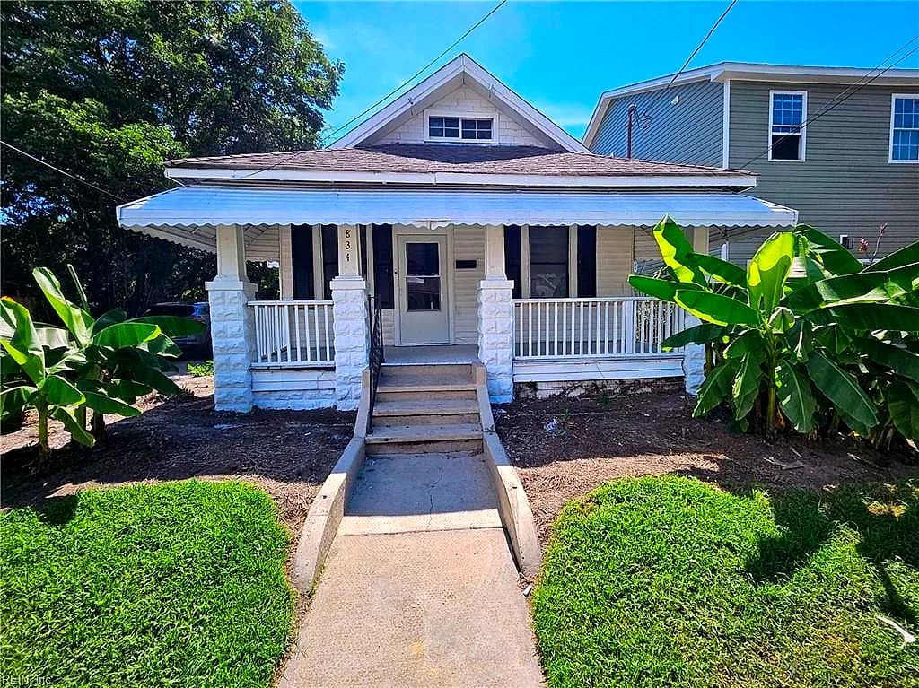 834 31st ST, NEWPORT NEWS VA 23607 - Photo 2