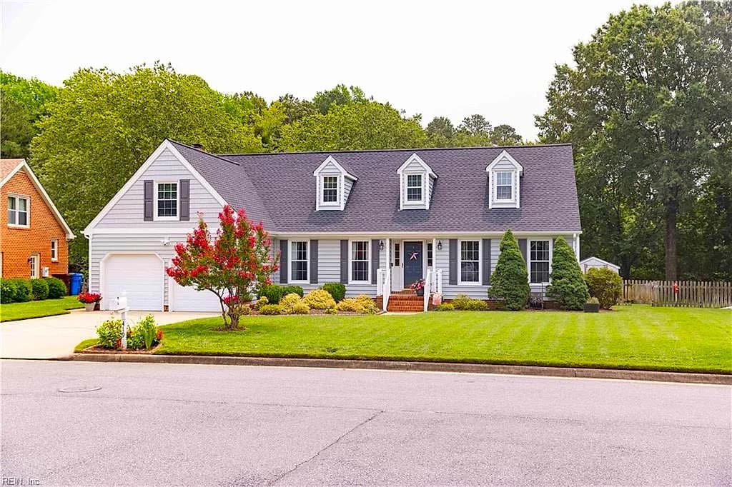 419 Granada DR, CHESAPEAKE VA 23322 - Main photo