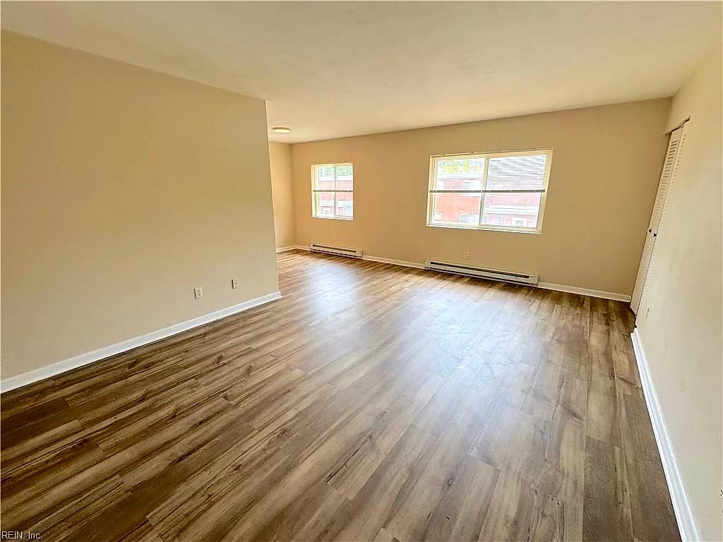 1126 Sparrow RD #12, CHESAPEAKE VA 23325 - Photo 4