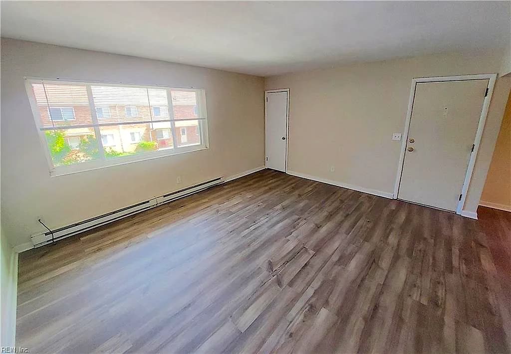 1128 Sparrow RD #8, CHESAPEAKE VA 23325 - Photo 3