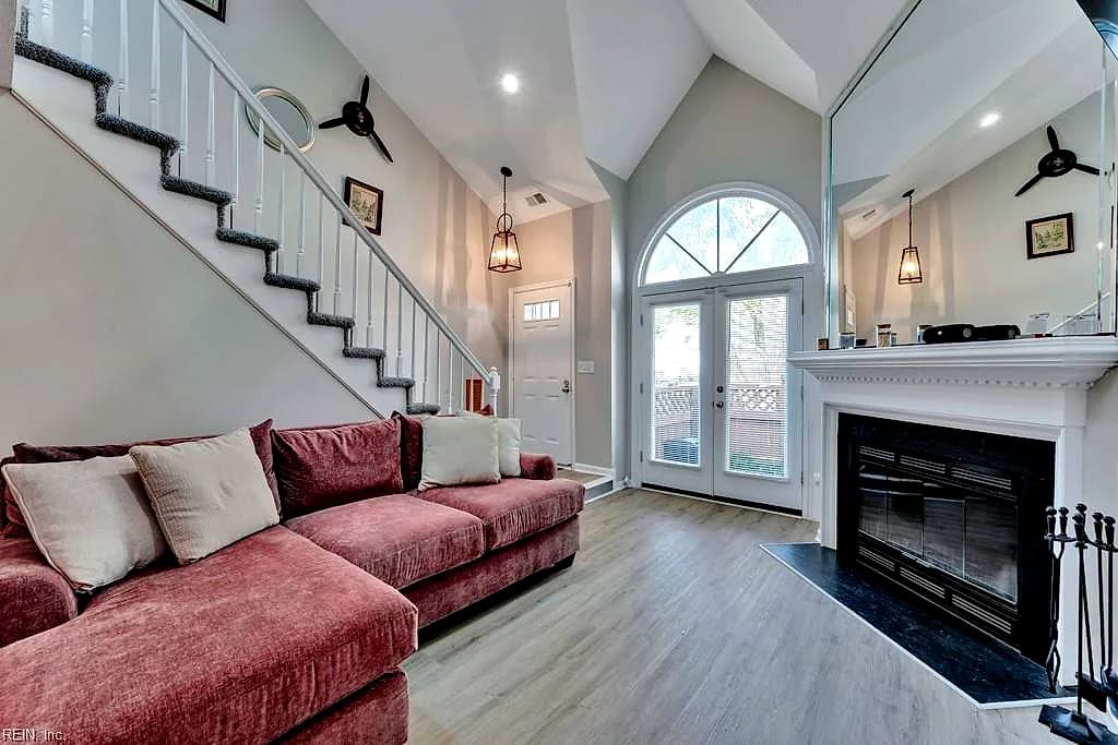 700 Nottoway River CT #D, CHESAPEAKE VA 23320 - Photo 4