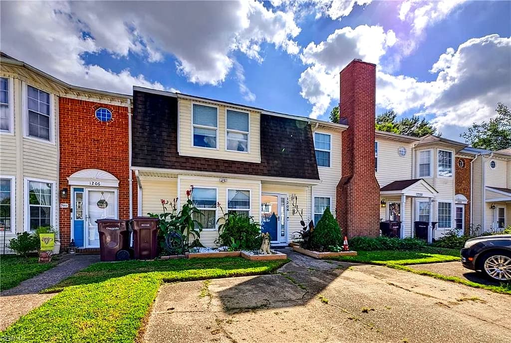 1208 Basswood CT, CHESAPEAKE VA 23320 - Photo 3