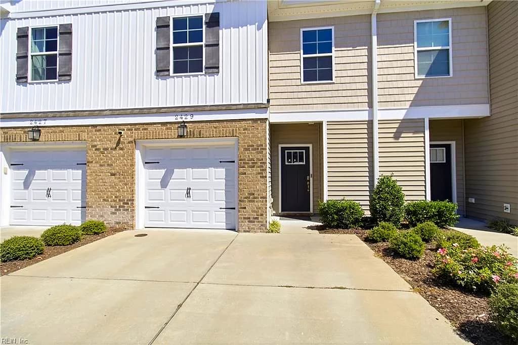 2429 Fieldsway DR, CHESAPEAKE VA 23320 - Photo 3