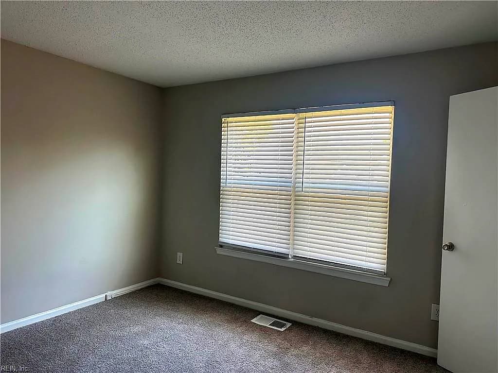 3000 S Cape Henry AVE #B, NORFOLK VA 23504 - Photo 3