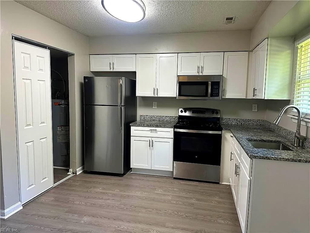 3000 S Cape Henry AVE #B, NORFOLK VA 23504 - Photo 4