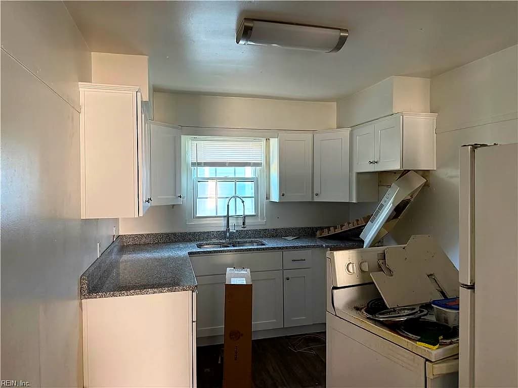 2417 Hale ST, NORFOLK VA 23504 - Photo 4