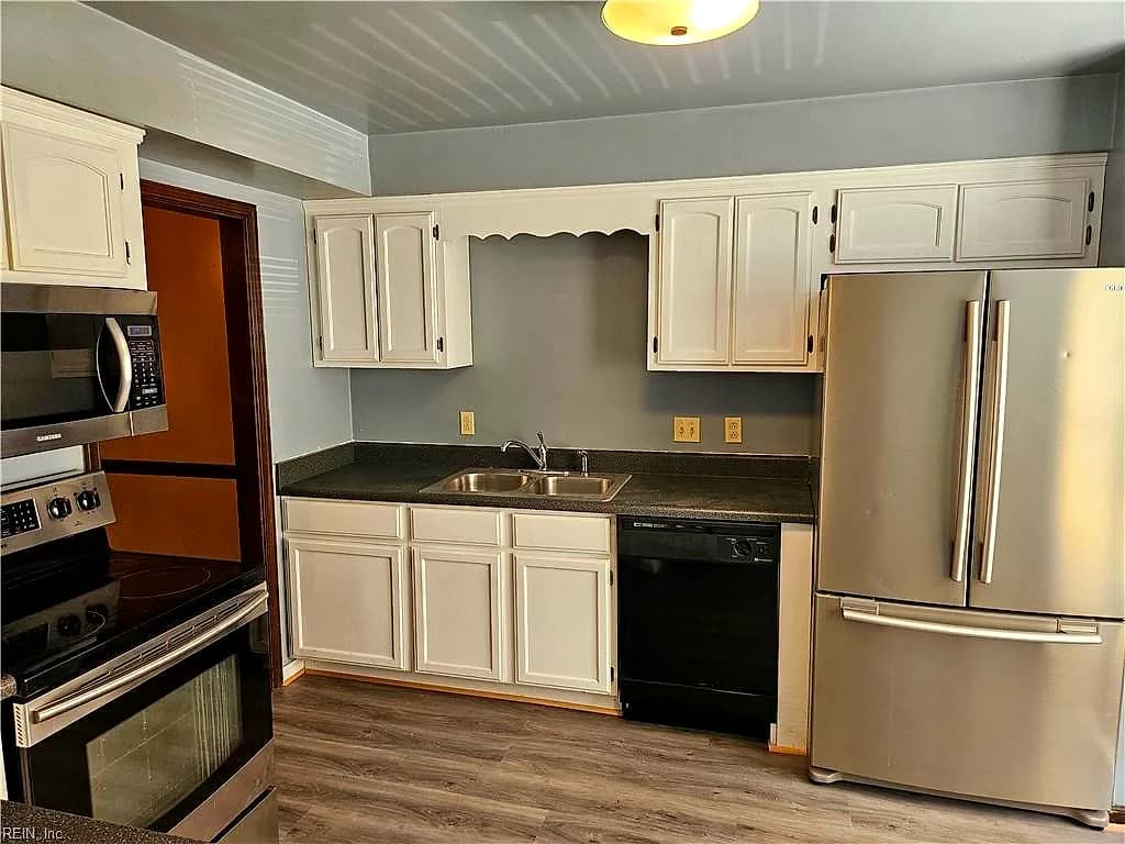 5622 PICADILLY LN, PORTSMOUTH VA 23703 - Photo 4