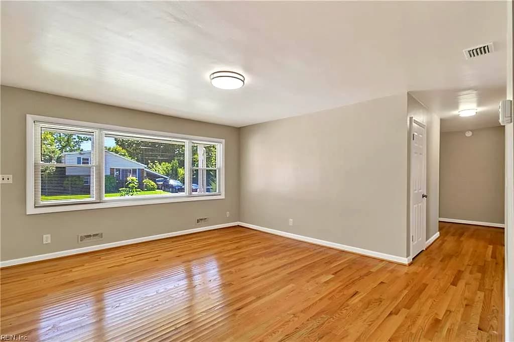 2410 Jasper CT, NORFOLK VA 23518 - Photo 5