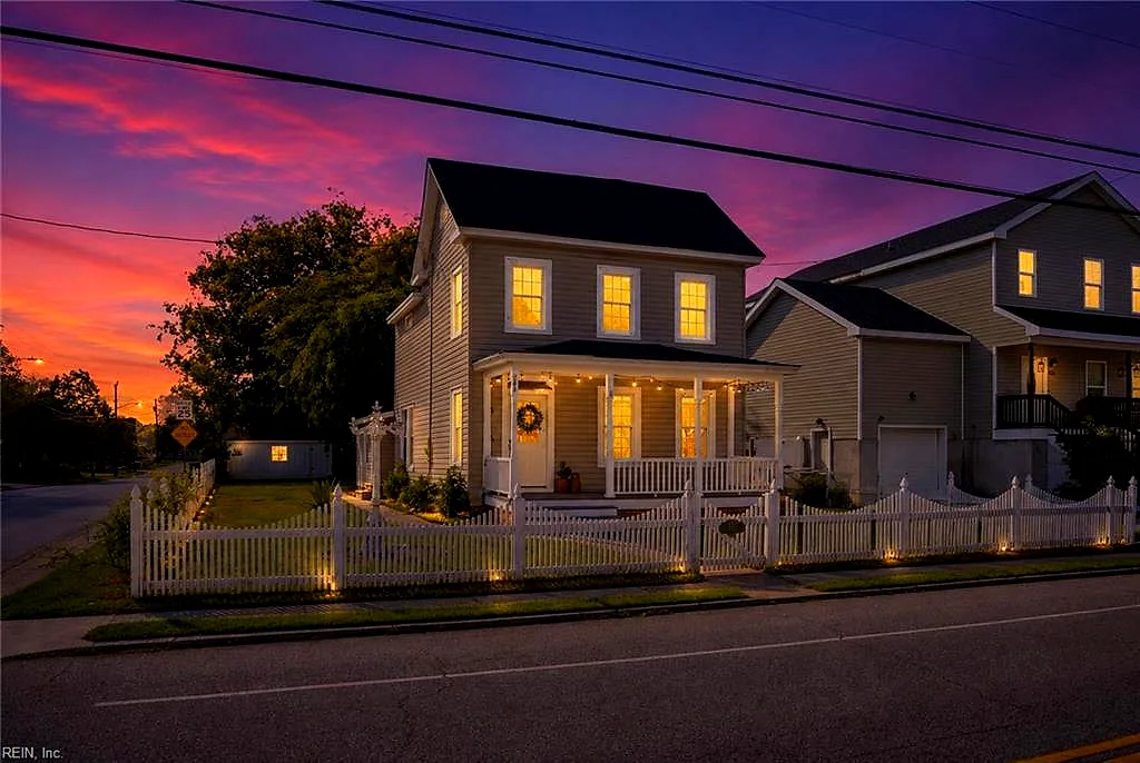 201 Beach Rd RD, Hampton — 3 bed Residential, 2,005 sqft