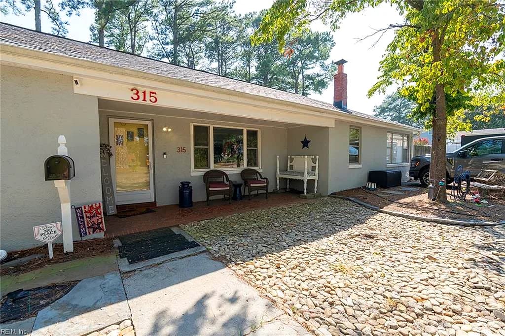 315 Thole ST, NORFOLK VA 23505 - Photo 5
