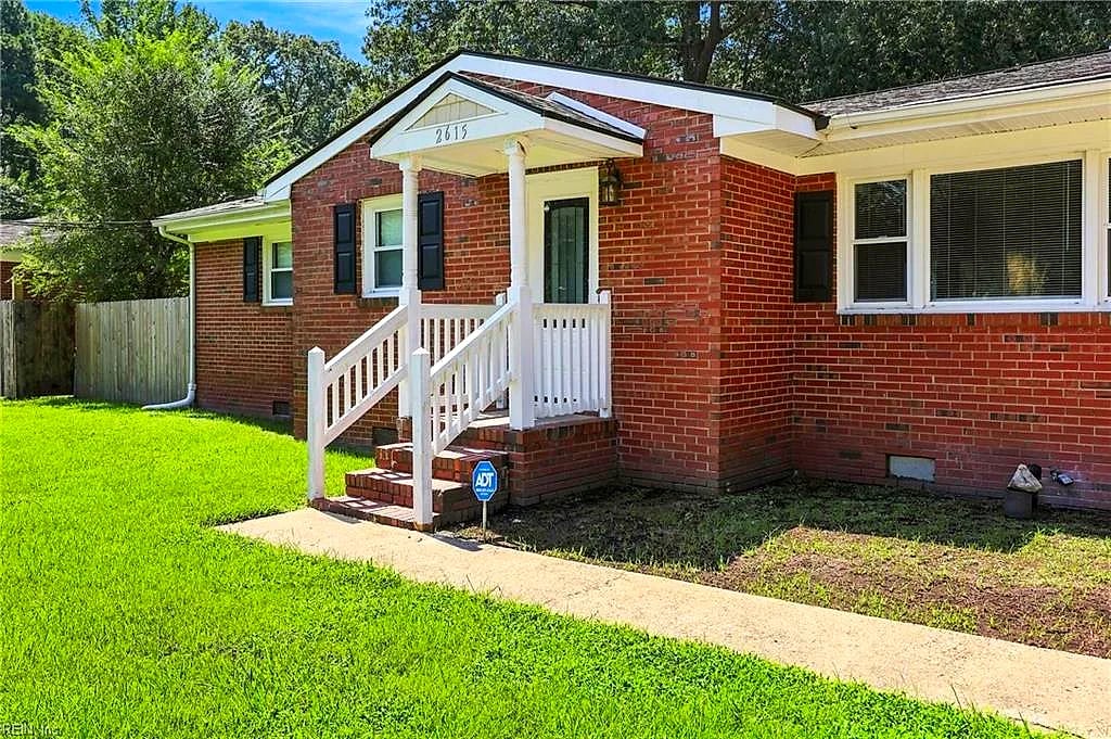 2615 Cedar RD, Chesapeake — 4 bed Residential, 1,642 sqft