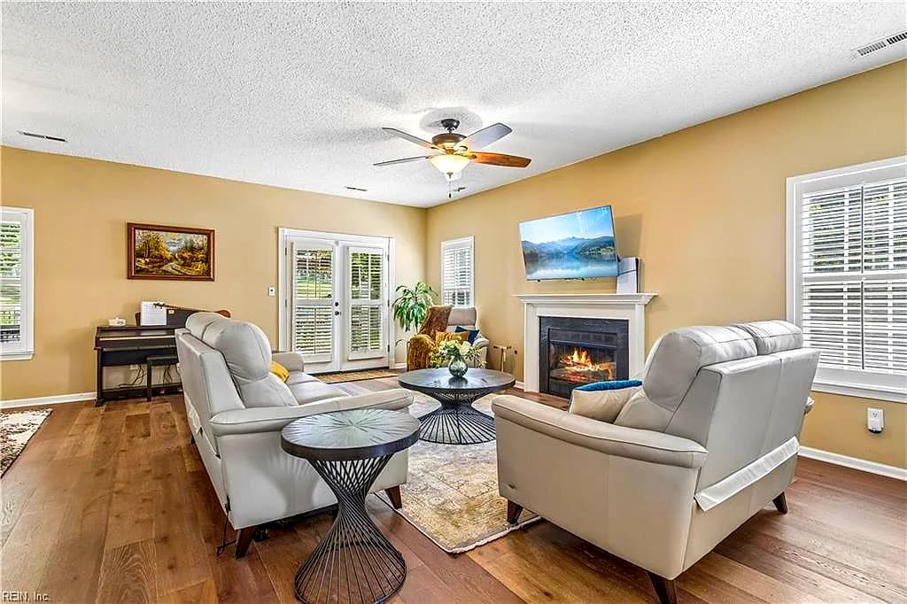 932 Prestige CT, NEWPORT NEWS VA 23602 - Photo 5