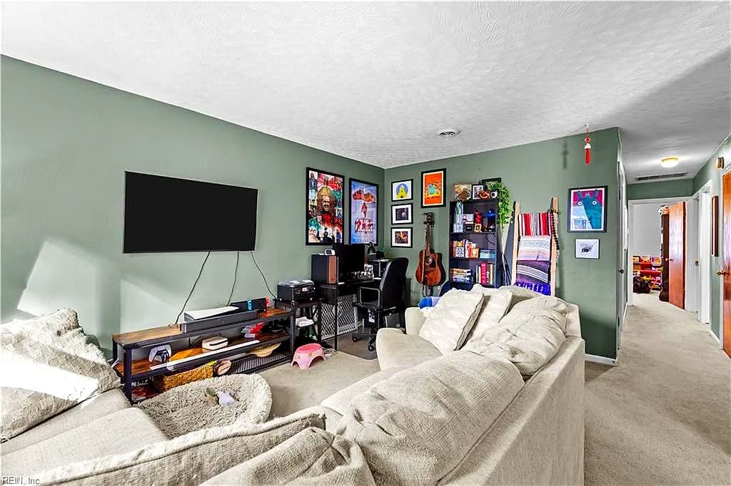 638 Milby DR, CHESAPEAKE VA 23325 - Photo 4