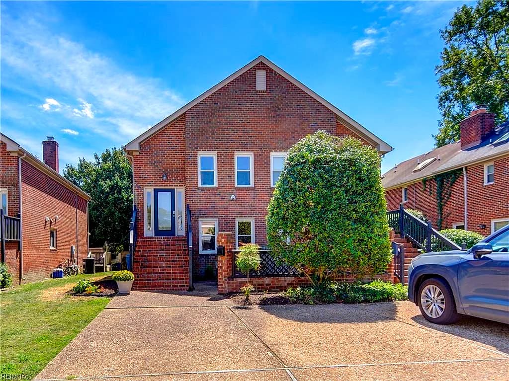 536 Lakewood CIR, VIRGINIA BEACH VA 23451 - Photo 3