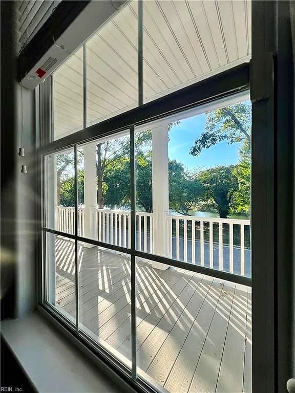 513 Water Lilly RD, PORTSMOUTH VA 23701 - Photo 4
