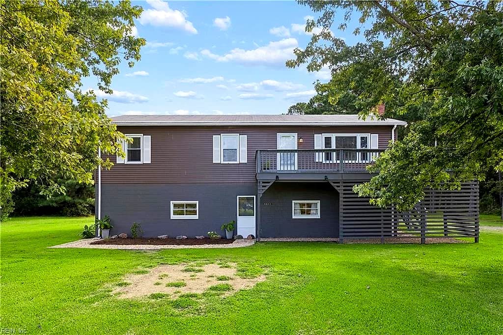 219 Wind Mill Point RD, HAMPTON VA 23664 - Main photo