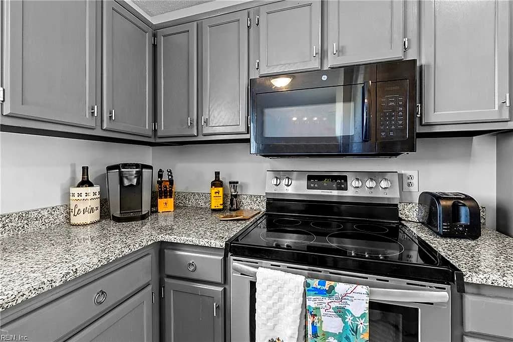 3860 Chimney Creek DR, VIRGINIA BEACH VA 23462 - Photo 5