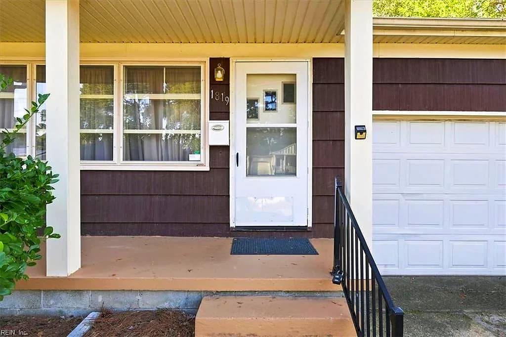 1819 Lightwood LN, NORFOLK VA 23518 - Photo 3