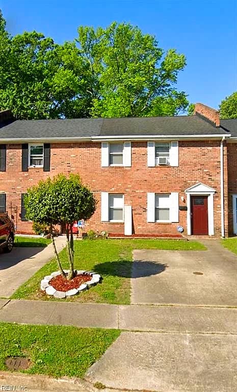 6907 Bonnot DR, NORFOLK VA 23513 - Photo 2