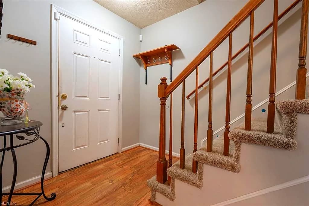 1957 Darnell DR, VIRGINIA BEACH VA 23455 - Photo 5