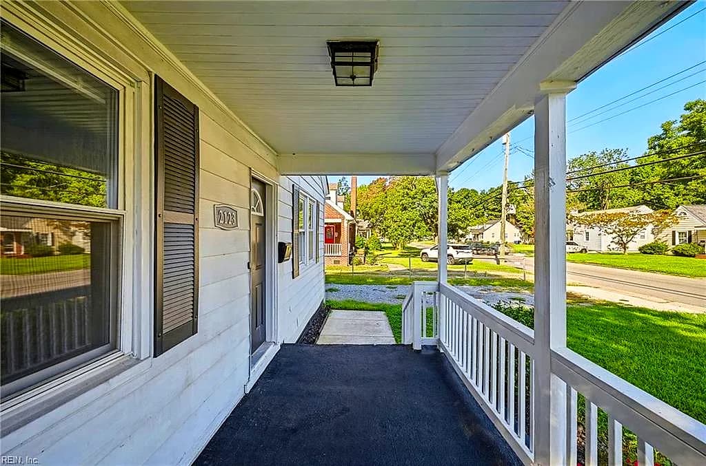 2123 Greenwood DR, PORTSMOUTH VA 23702 - Photo 5