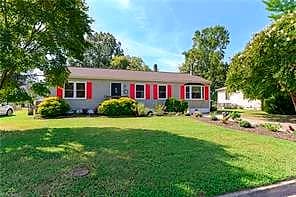 58 Bedford RD, NEWPORT NEWS VA 23601 - Photo 3