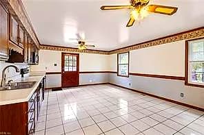 512 Winwood DR, CHESAPEAKE VA 23323 - Photo 4