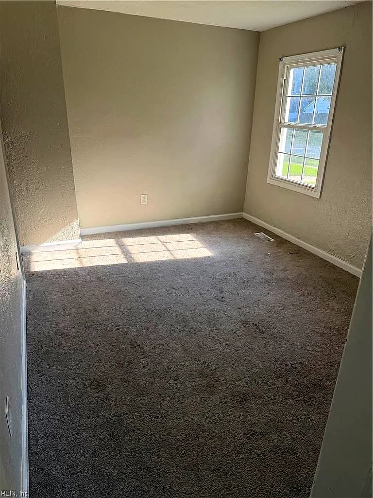 23 Farragut ST, PORTSMOUTH VA 23702 - Photo 3