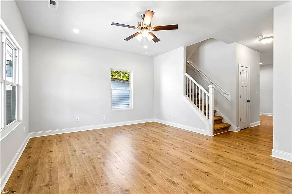 110 Raleigh AVE, SUFFOLK VA 23434 - Photo 4