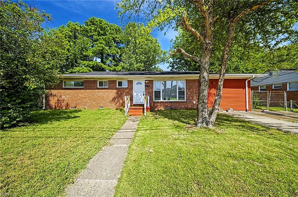 2948 E Little Creek RD, Norfolk — 5 bed Residential, 1,866 sqft