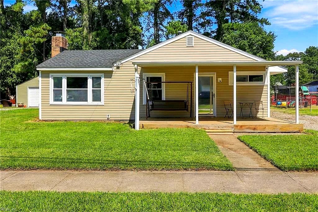2424 Youngman RD, Chesapeake — 3 bed Residential, 1,065 sqft