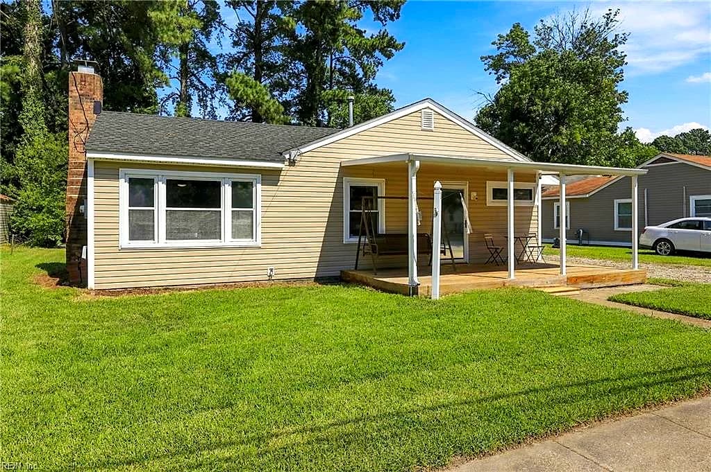 2424 Youngman RD, CHESAPEAKE VA 23323 - Photo 5