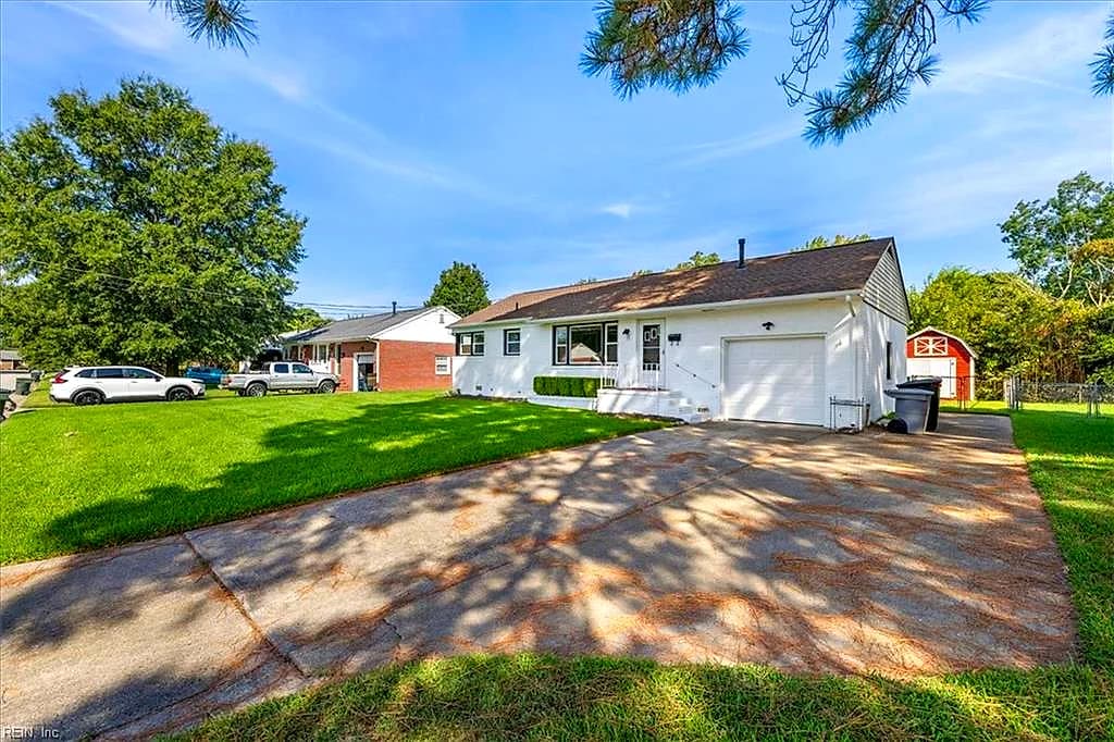 13 Catalina DR, HAMPTON VA 23664 - Photo 4