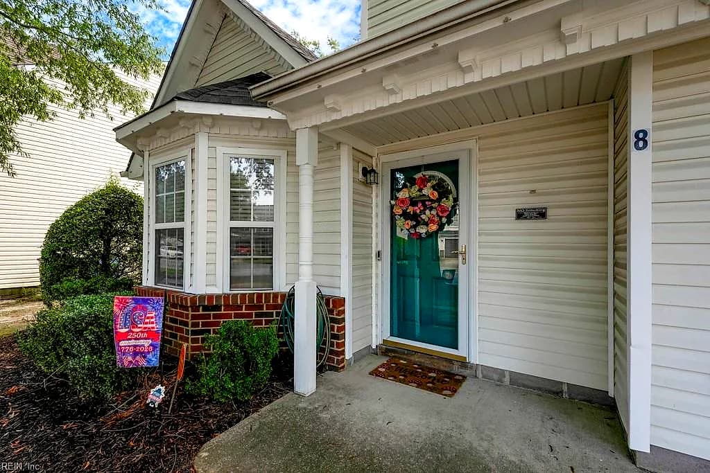 8 Creekside CT, PORTSMOUTH VA 23703 - Photo 3