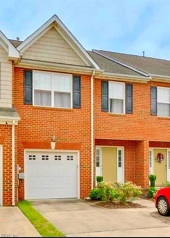 112 Mount Vernon CT, SMITHFIELD VA 23430 - Photo 2