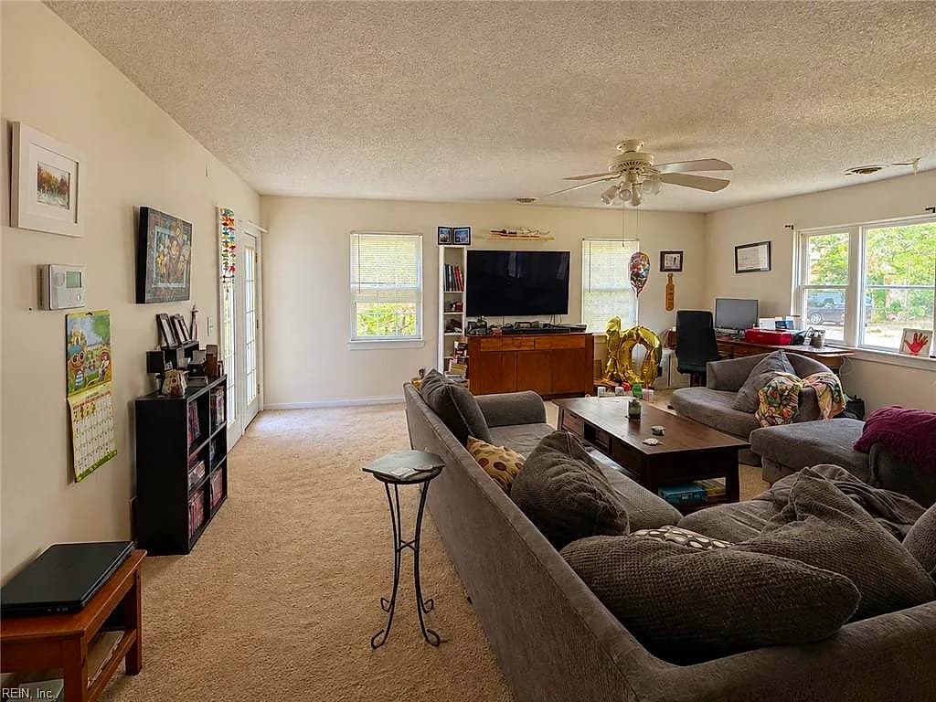 255 W Balview AVE, NORFOLK VA 23503 - Photo 3